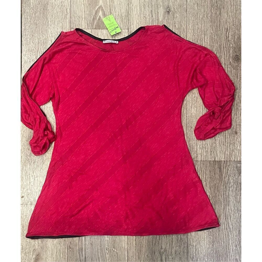 Mesmerize Red Cold Shoulder XL Top